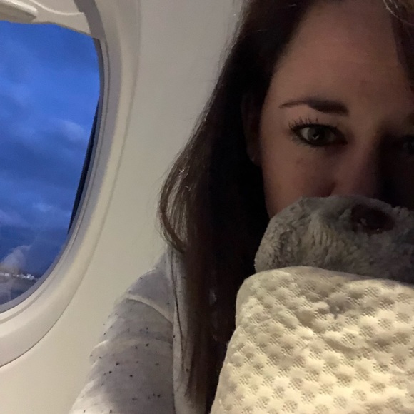 Meet your Posher, Nichole - Picture 4 of 6